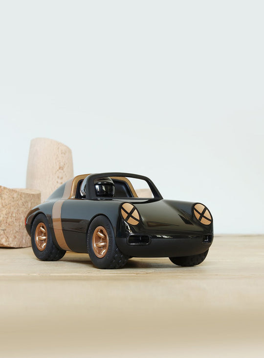 Jouet design Luft de Playforever : classique, solide et décoratif. Crow