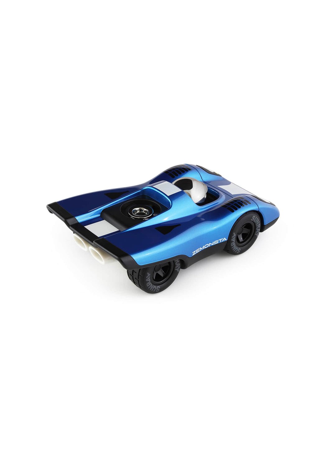 Voiture design Zemonsta de Playforever : élégance et performance. hans.