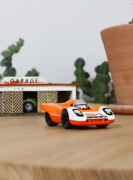 Jouet design Zemonsta Playforever : allure sportive et finitions parfaites. egon.