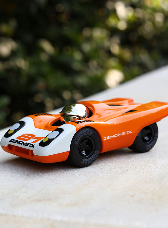 Jouet voiture Zemonsta Playforever : style brutal et performance. egon