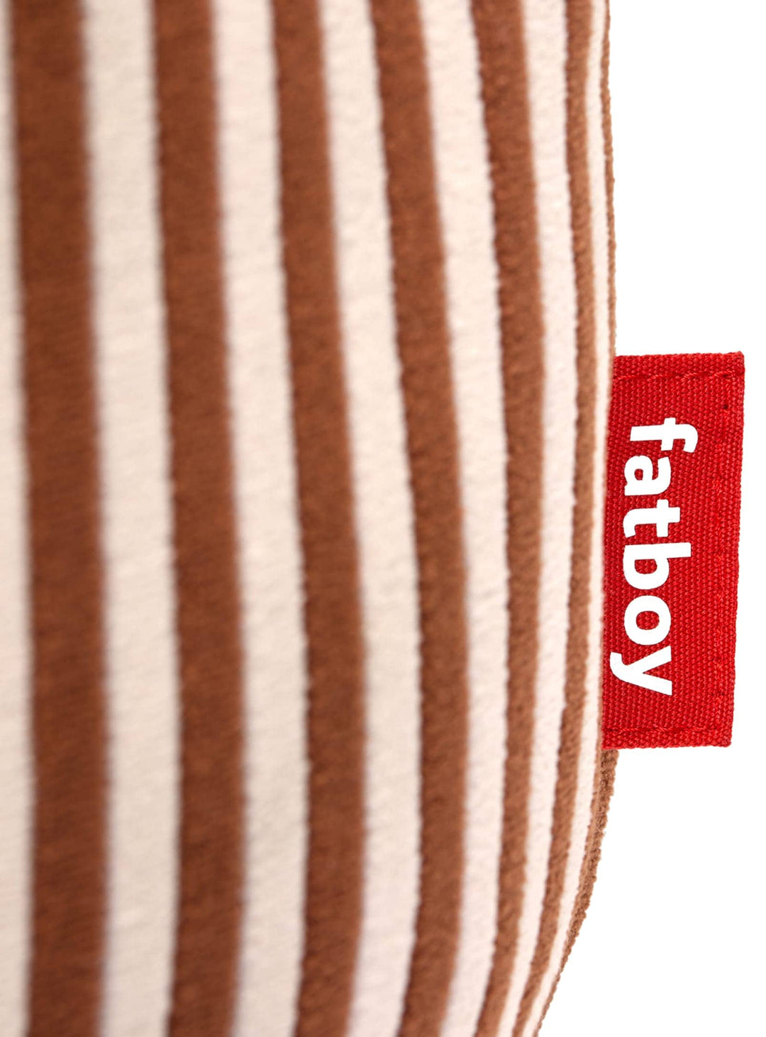 Pouf Point Terry de Fatboy multifonction, repose-pieds, siège ou table d’appoint. cognac et crème