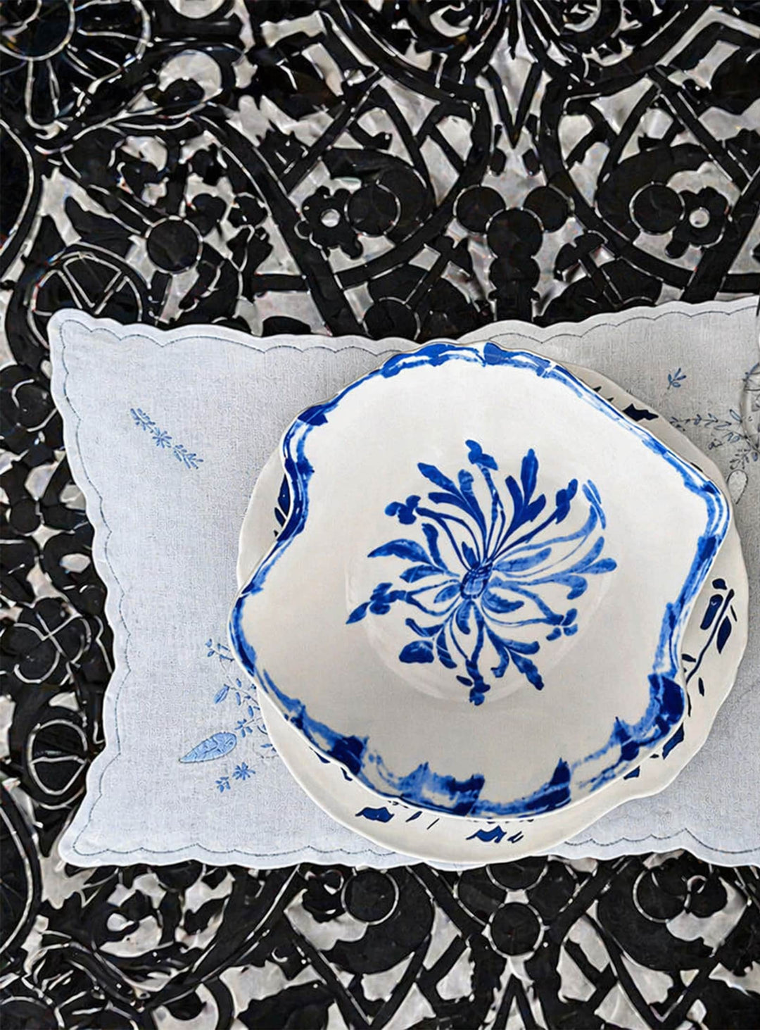Napperon Acid Flower Seletti : napperon design, idéal pour table ou mur. B