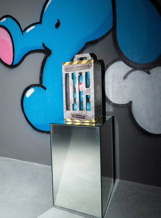 Art Toy Blue Bear Seletti : objet design entre univers numérique et réalité.