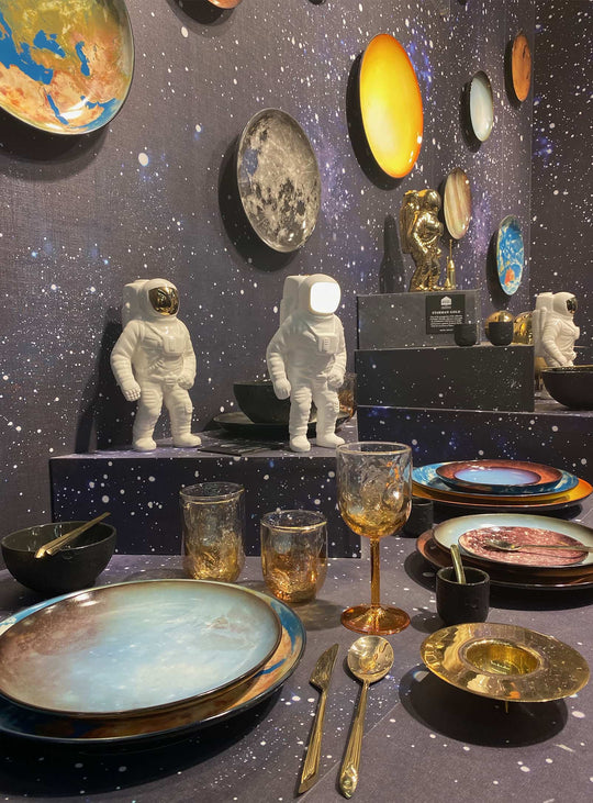 Lampe de table Flashing Starman Seletti : une création décalée qui illumine votre intérieur.