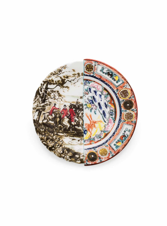 Assiette plate Hybrid Seletti compatible lave-vaisselle pour un usage quotidien. eusapia