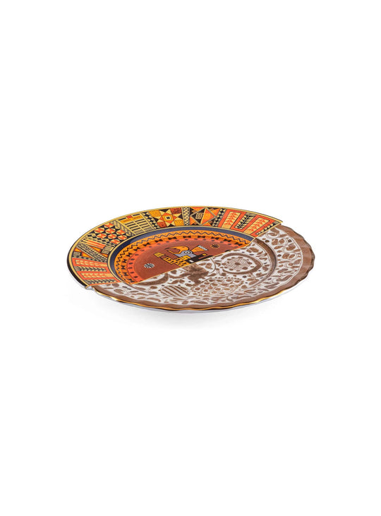 Assiette plate Hybrid Seletti : une création unique pour une table pleine de caractère. lothal
