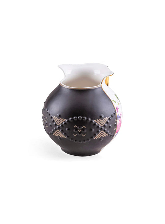 Vase Hybrid Lfe de Seletti, objet déco en porcelaine au style unique.