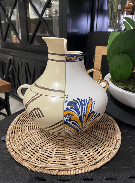 Vase Hybrid Nazca de Seletti, vase en porcelaine au design signé Ctrl-Zak.