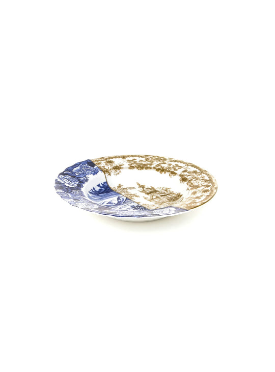 Assiette creuse Hybrid Seletti : une création en porcelaine signée Ctrl-Zak. sofronia