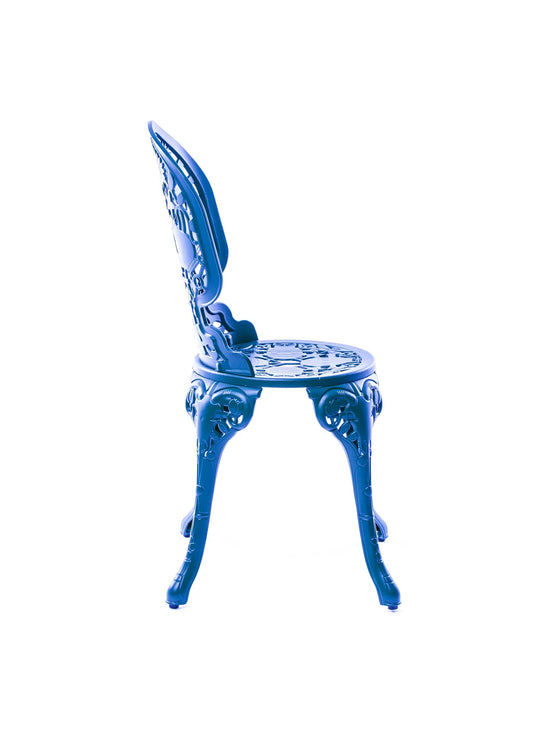 Chaise Industry Seletti : chaise extérieure moderne, aluminium et design graphique. bleu