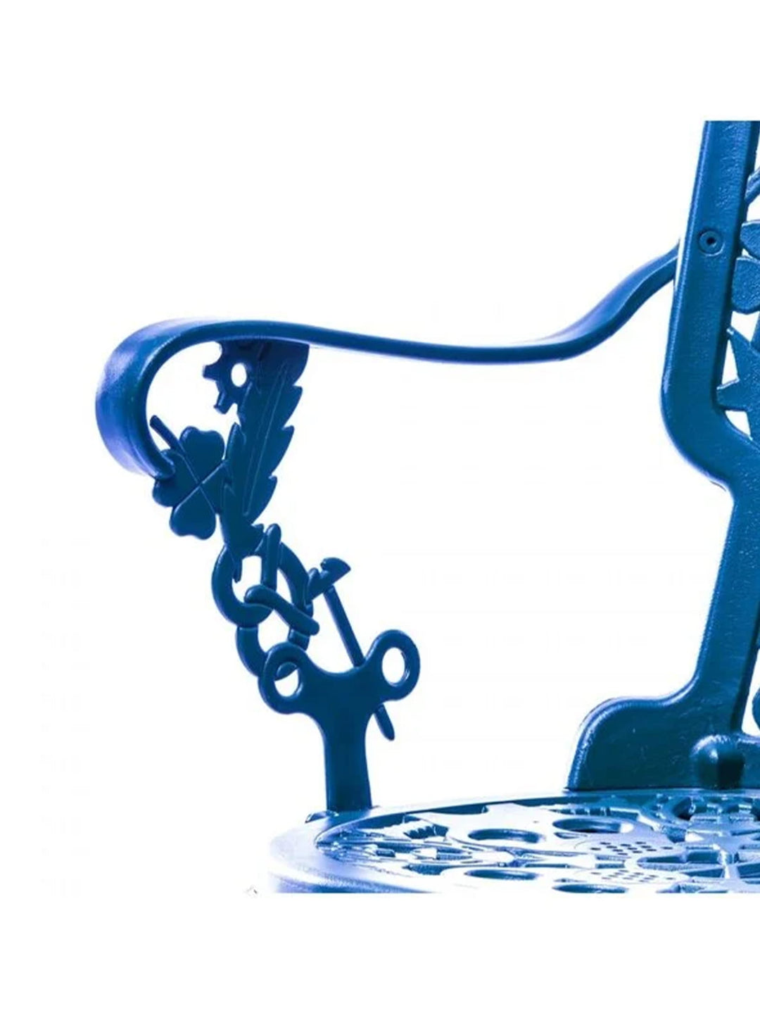 Chaise Industry avec accoudoirs Seletti : fauteuil extérieur design, look artistique unique. bleu