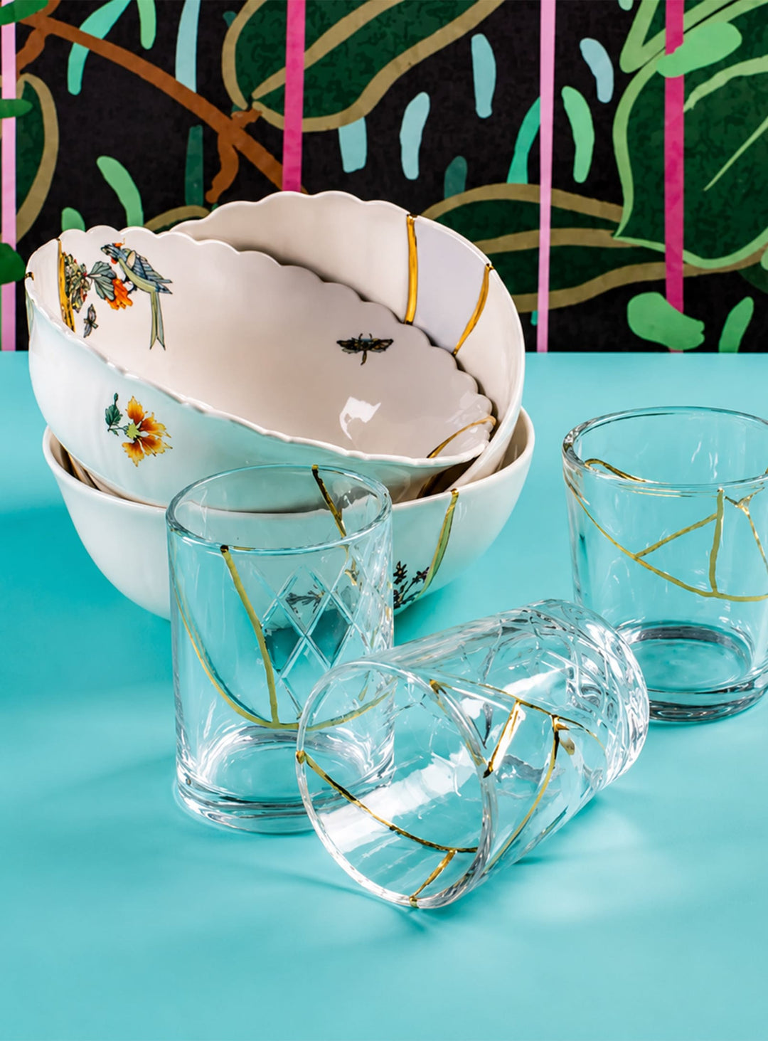 Bol à salade Kintsugi Seletti : l'alliance du design contemporain et de la tradition japonaise.