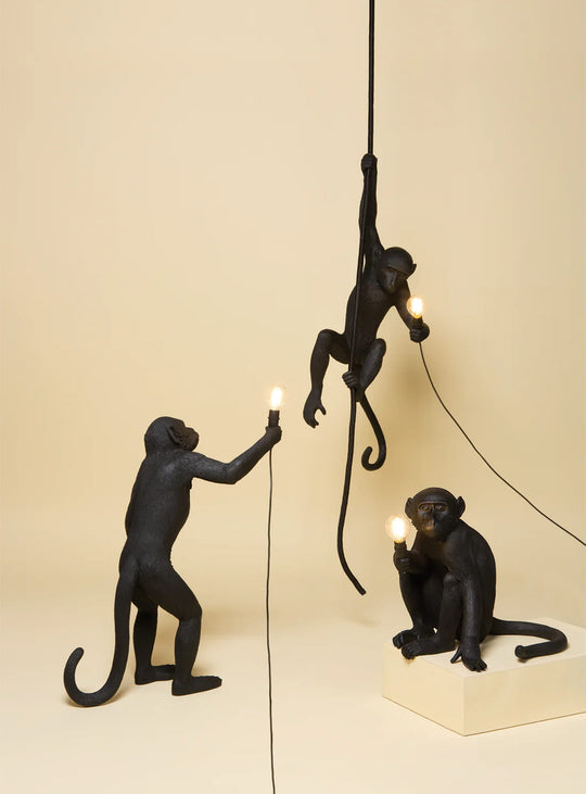 Lampe Monkey Seletti : lampe design, déco audacieuse et artistique. noir