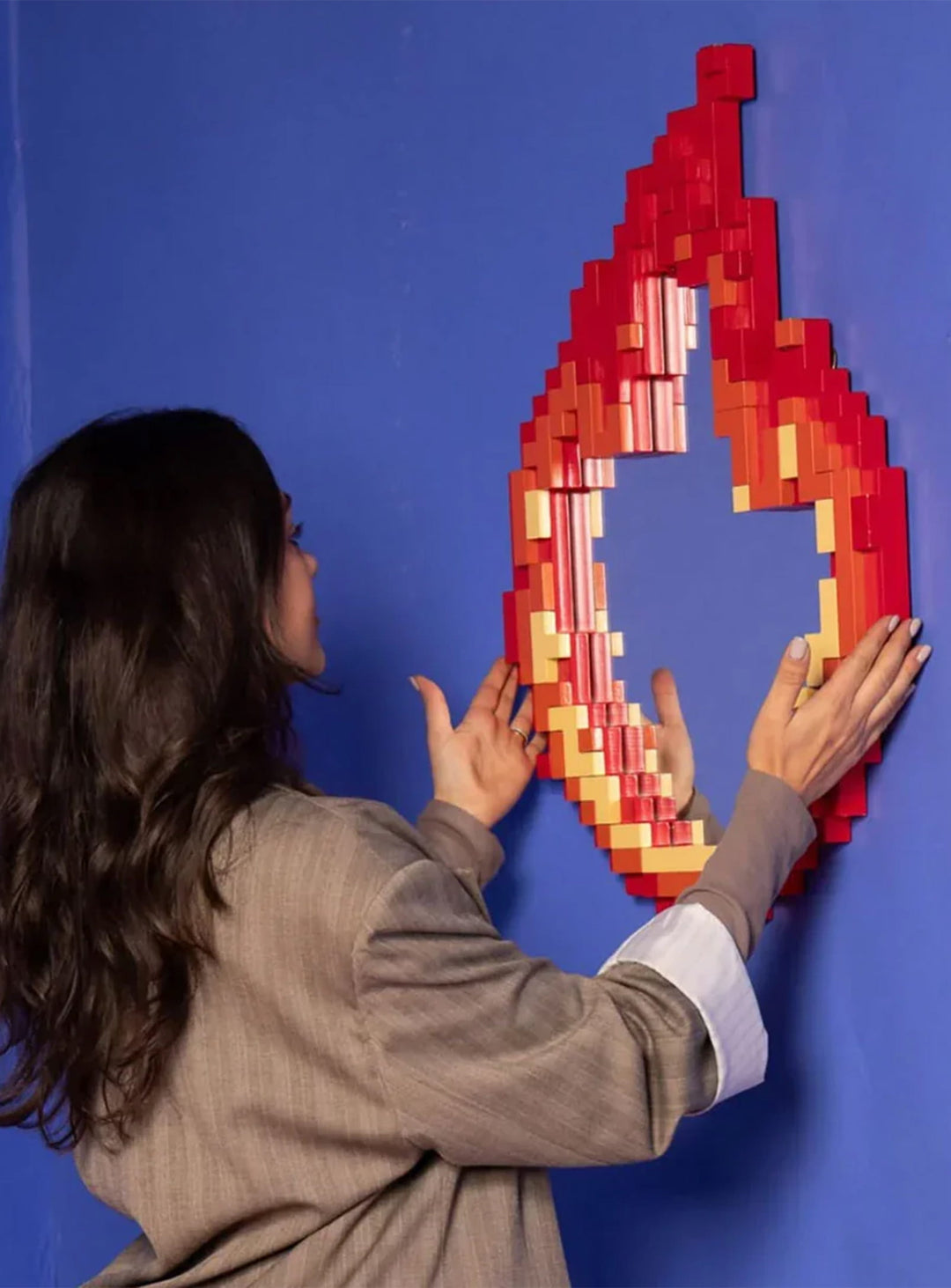Miroir Flame Seletti Pixel : miroir déco ludique, inspiration jeux vidéo et style pop.