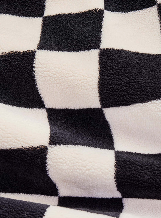 Pouf Slim Teddy Chess cosy et tendance, facile à déplacer et à associer. noir et écru