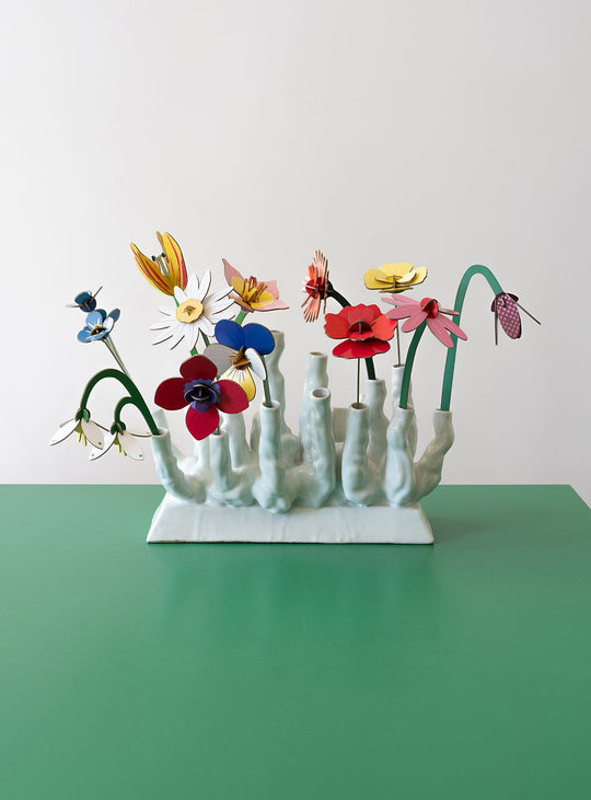 Fleur 3D Bouquet Durable Studio Roof en carton recyclé, une décoration colorée qui ne fane jamais.