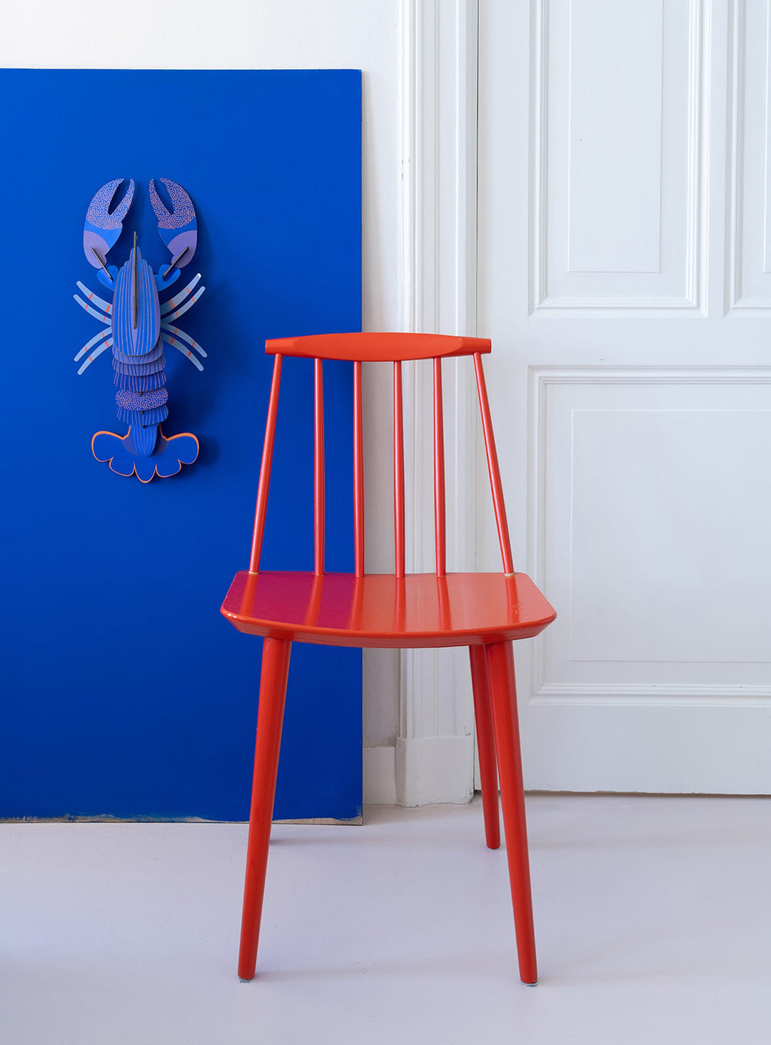Trophée mural Homard bleu Studio Roof en carton recyclé, une déco originale inspirée du monde marin.