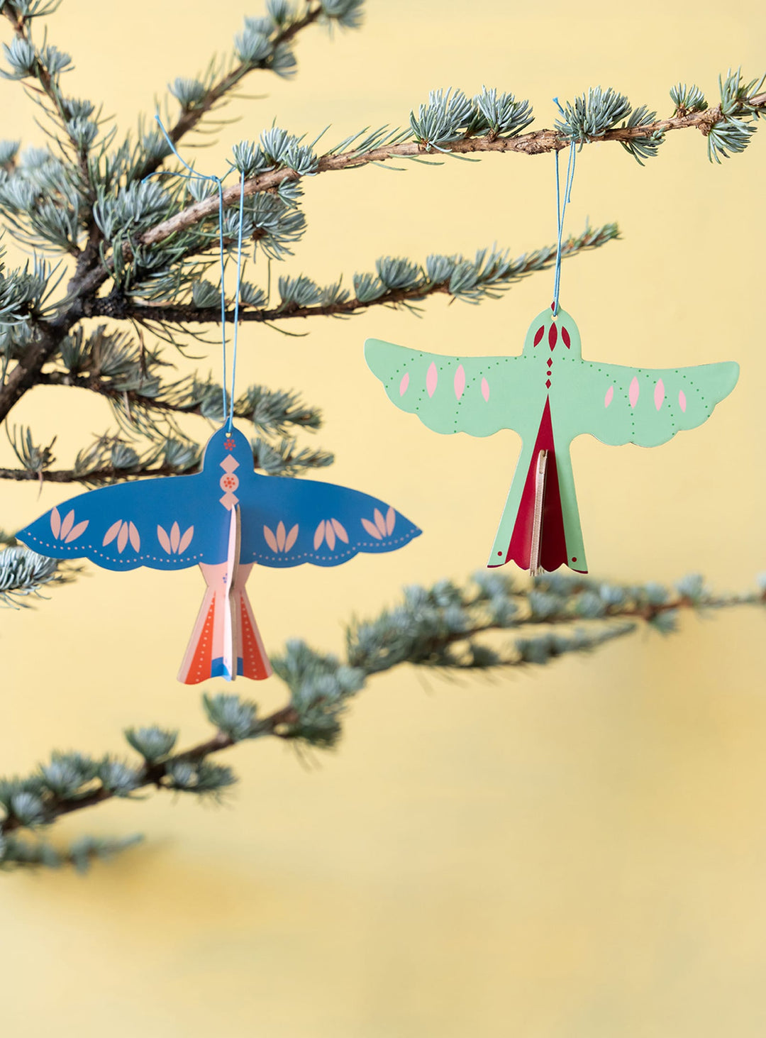 Décorations Northern Tales Ornaments Studio Roof, des duos 3D inspirés des traditions hivernales nordiques.