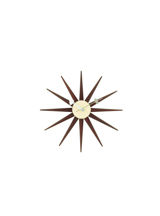 Horloge Sunburst, esprit des années 50 et élégance intemporelle. noyer