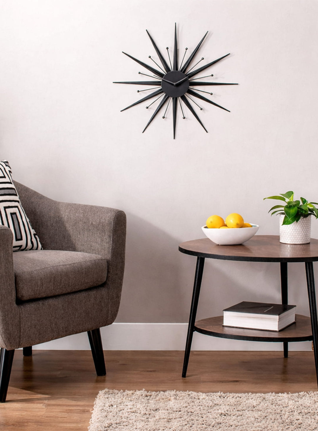 Horloge murale Sunray, design Mid Century Modern et effet soleil 3D.