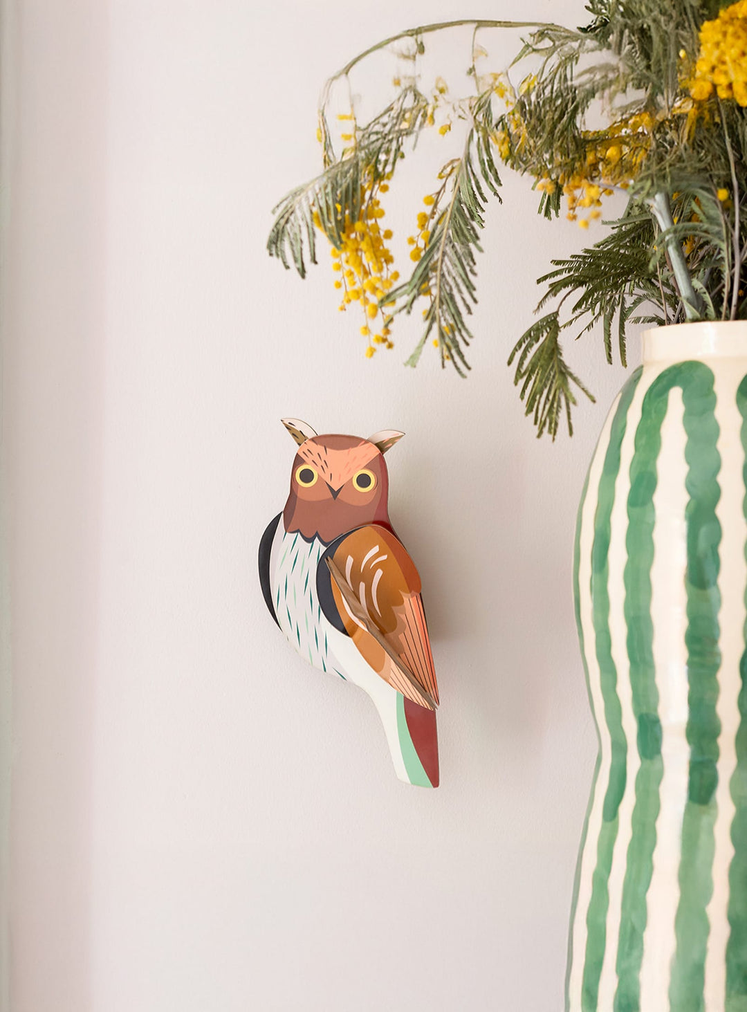 Chouette hulotte : création géométrique et durable signée Studio Roof.