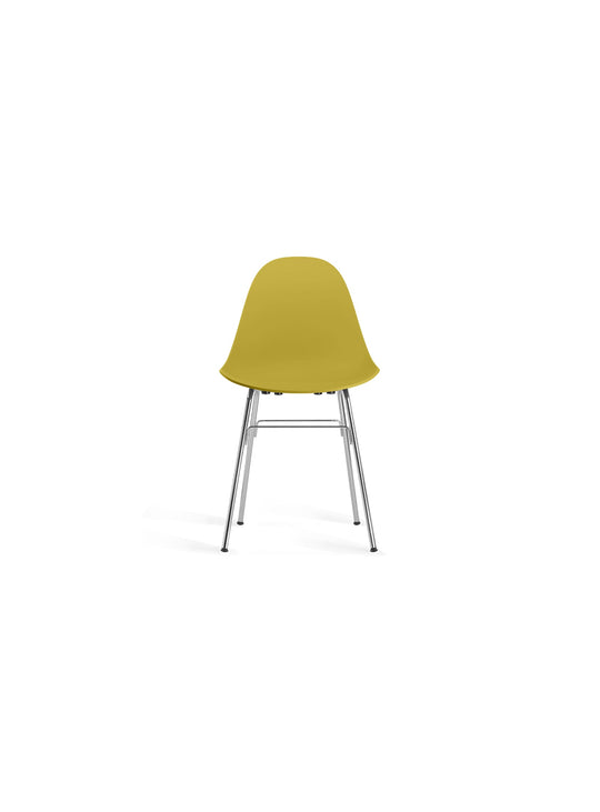 Chaise TA TOOU Design, un design ergonomique qui épouse naturellement les formes du corps. moutarde