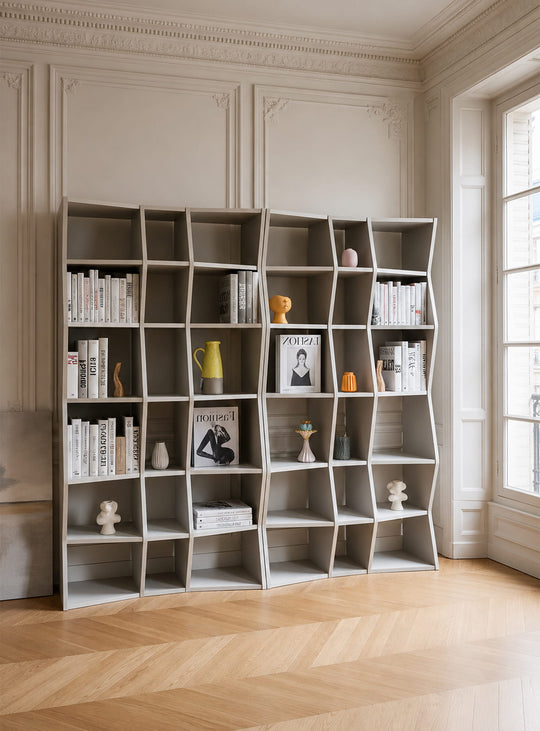 Bibliothèque Wave de TemaHome, un rangement ouvert au design ondulé et contemporain, fabriqué au Portugal. argent