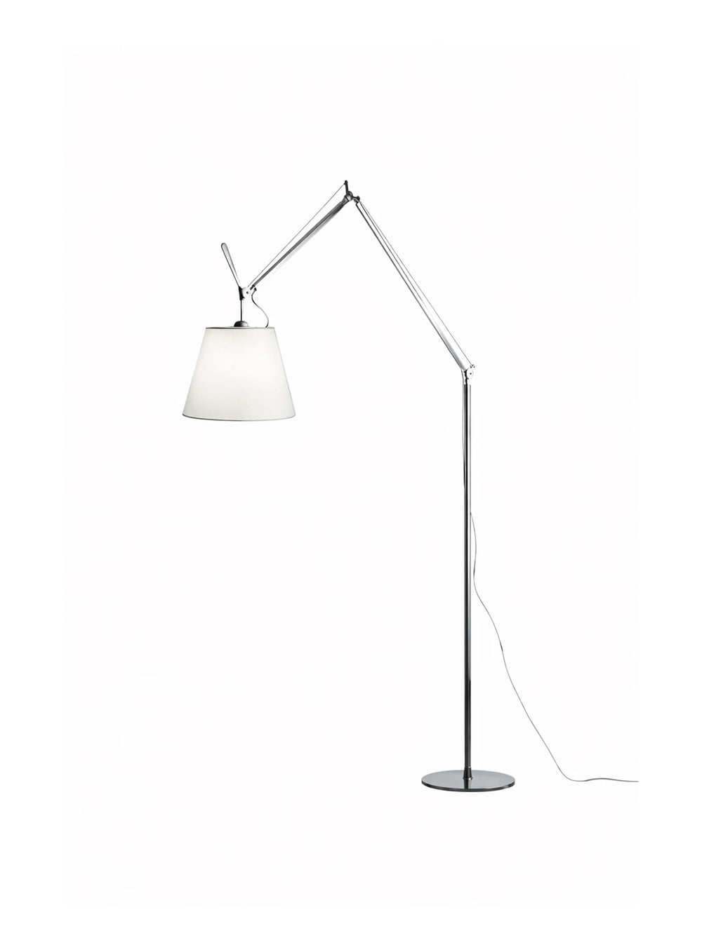 Tolo, une lampe design inspirée de Tolomeo pour un intérieur moderne.
