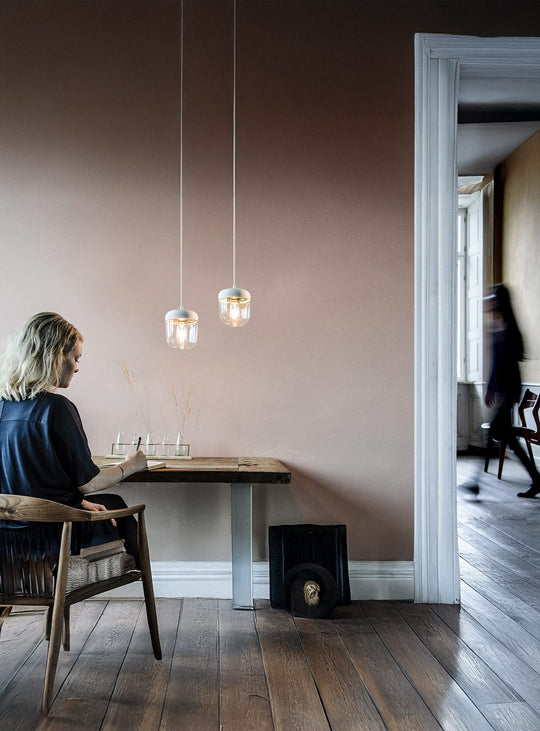 Suspension Umage Acorn, s’adapte à tous les styles d’intérieur. blanc