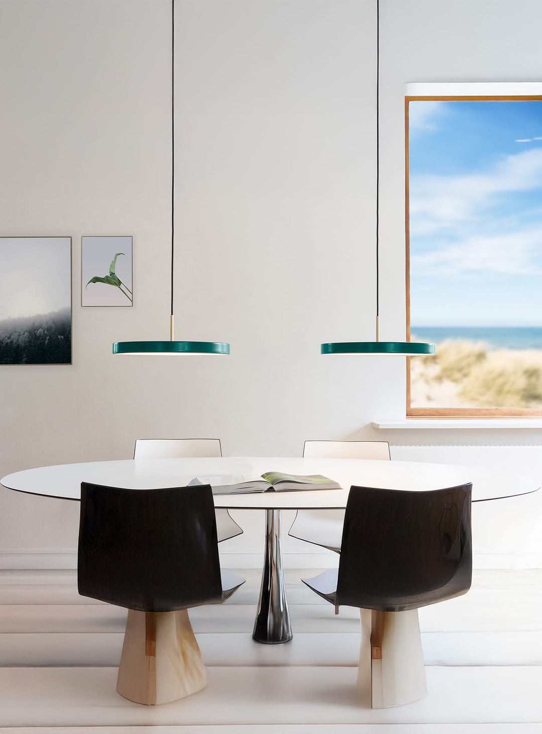 Suspension Umage Asteria, un luminaire design au style intemporel. vert forêt