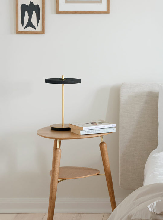 Lampe de table Asteria Move Umage pour une ambiance chaleureuse et un éclairage précis. noir