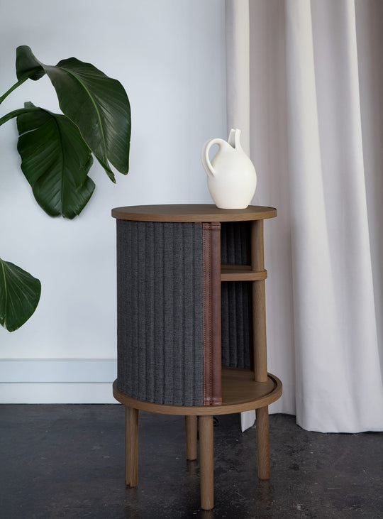 Table d'appoint Audacious Umage : une table multifonction au charme scandinave. ombre