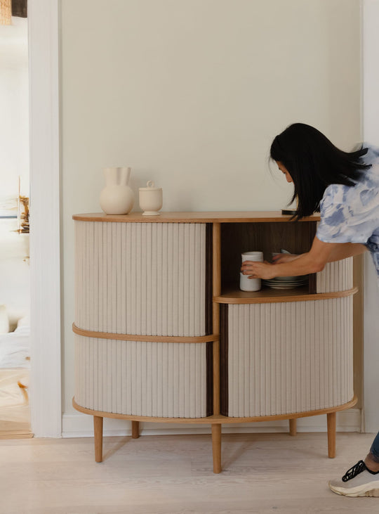 Cabinet Audacious Highboard de Umage rangement décoratif chic. sable blanc