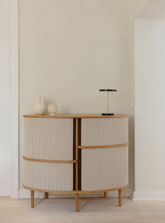Cabinet Audacious Highboard de Umage meuble bois et tissu design. sable blanc