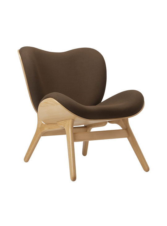 Fauteuil Umage A Conversation Piece low, élégance scandinave et relaxation absolue.