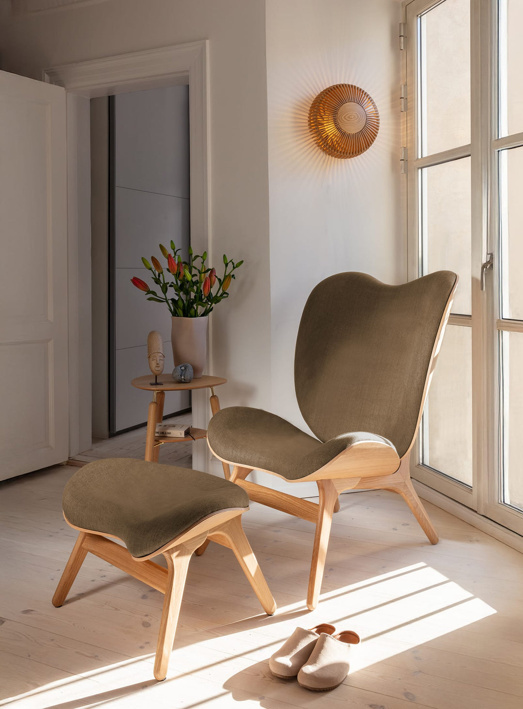 Ottoman Umage A Conversation Piece, finition soignée et confort harmonieux.