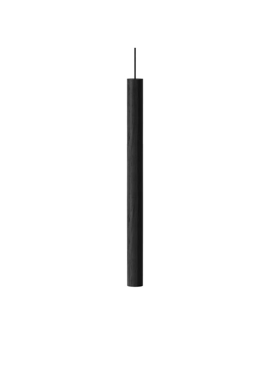 Lampe suspendue Chimes Umage avec spot LED intégré pour un éclairage précis et chaleureux. chene noir