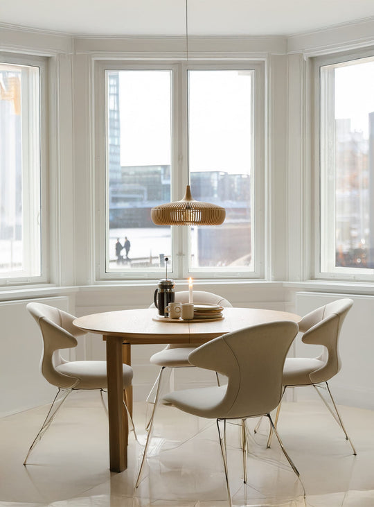 Abat-jour Clava Dine Wood de Umage lumière douce et décorative. chene