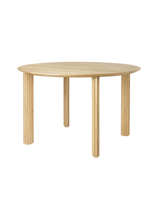 Table à dîner Comfort Circle Umage, idéale pour créer des repas conviviaux et chaleureux. chene