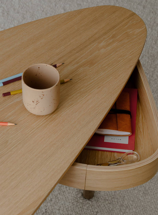 Duende d’Umage : bureau créatif au design fluide et minimaliste. chêne 