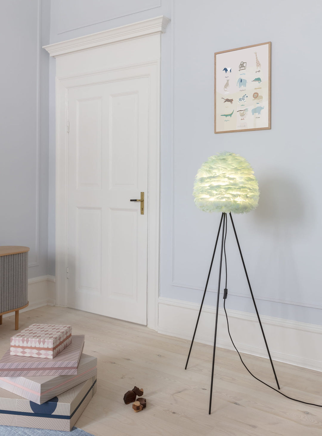 Abat-jour Eos Evia Umage en plumes naturelles pour un intérieur chaleureux. bleu