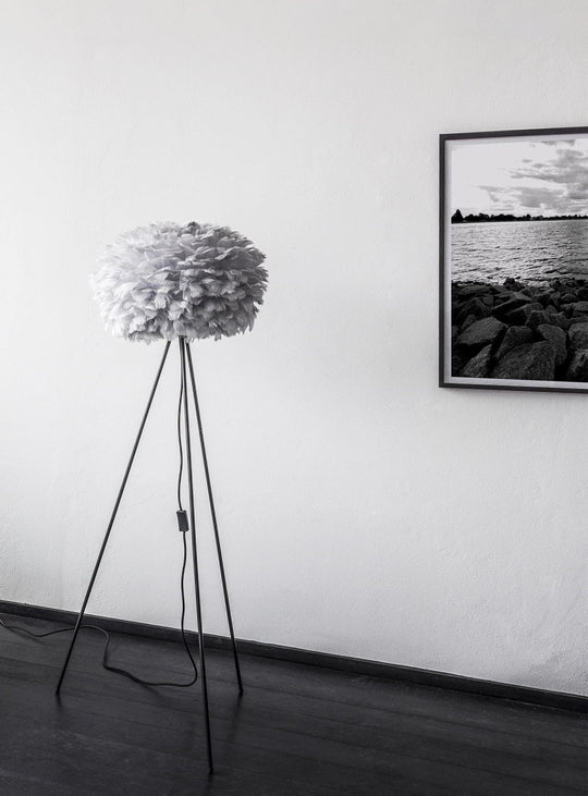 Abat-jour Eos Umage : un éclairage design aux matériaux délicats et naturels. gris