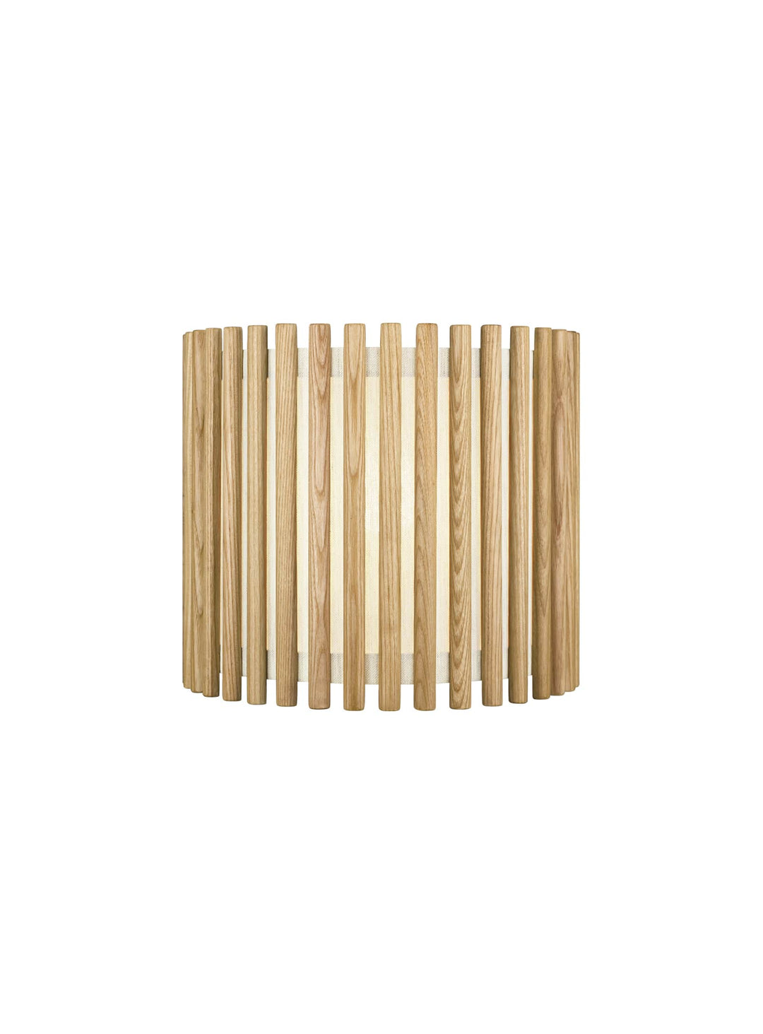 Abat-jour Komorebi Umage avec lamelles de bois pour un intérieur naturel et élégant.