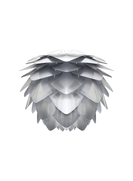 Abat-jour Silvia Umage : abat-jour moderne, design élégant et jeux d’ombres. acier brossé