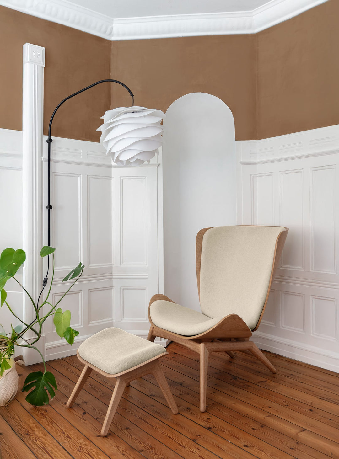 Fauteuil The Reader Umage : l’élégance scandinave au service de votre confort quotidien. sable blanc