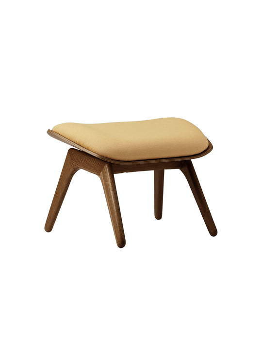 Ottoman The Reader Umage : pieds en chêne massif pour une allure chaleureuse. brillance estivale