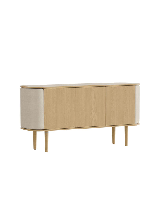 Buffet Treasures Umage : design scandinave et rangement élégant en chêne plaqué. sable blanc