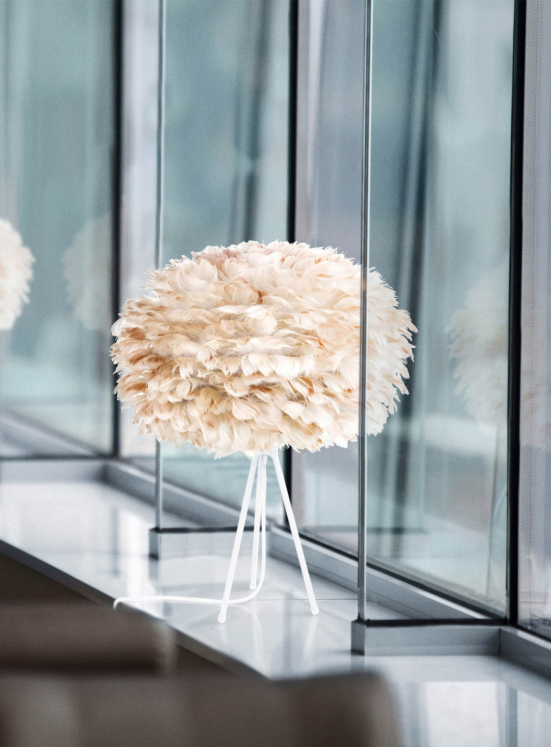 Trépied Umage pied de lampe design pour abat-jour moderne. blanc