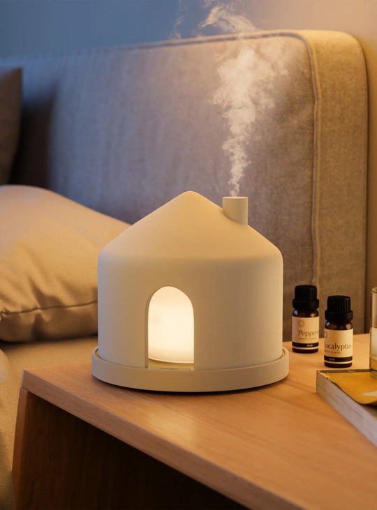 Diffuseur Casita d'Umbra pour huiles essentielles, avec deux modes de diffusion et éclairage LED réglable.