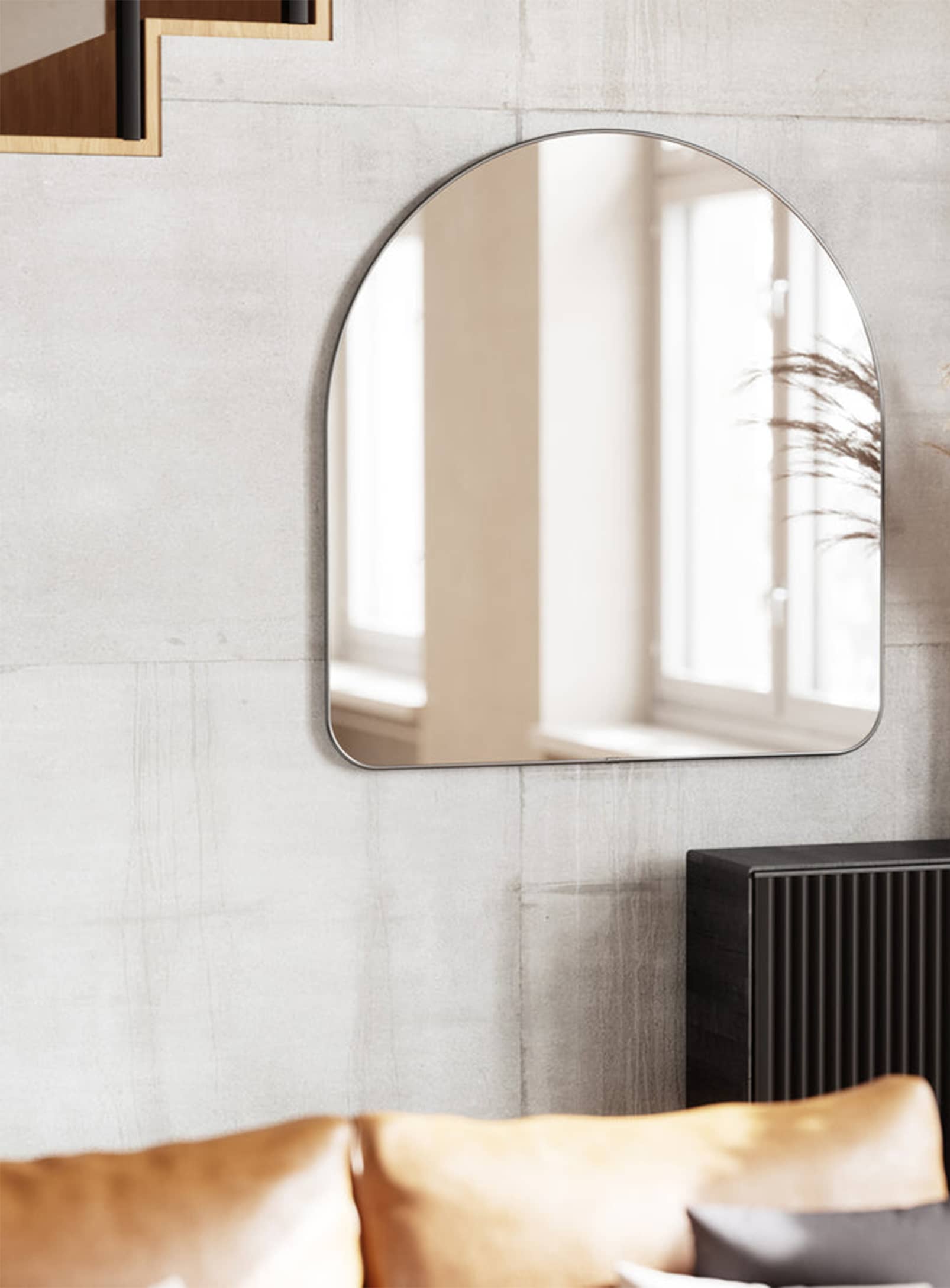 Hubba, Arched Mirror with Brass Trim by Umbra – Nüspace